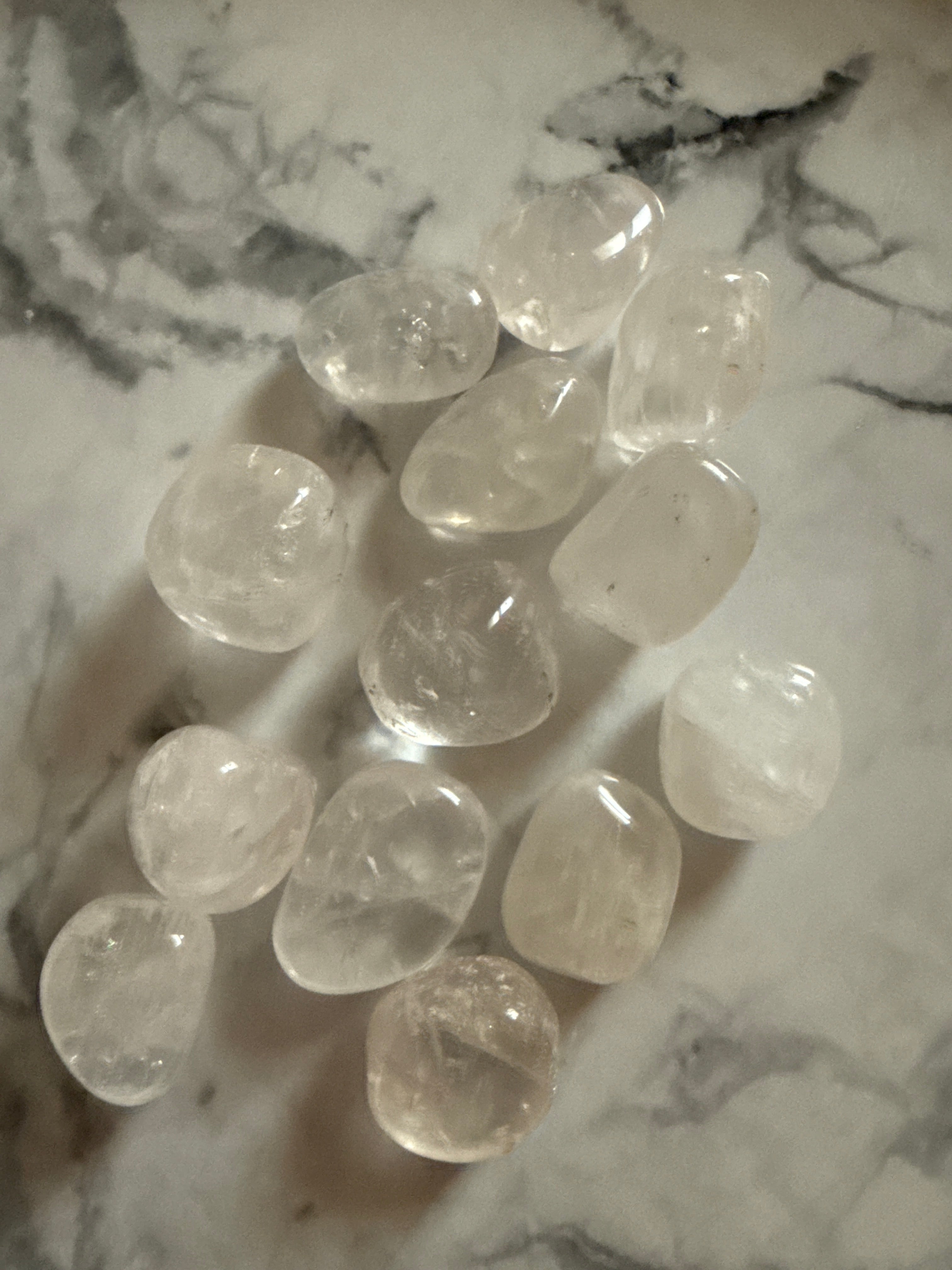 Clear Quartz Tumble (1 pc)