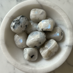 Rainbow Moonstone Tumble (1 pc)