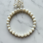 Mother of Pearl Bracelet | 8 mm