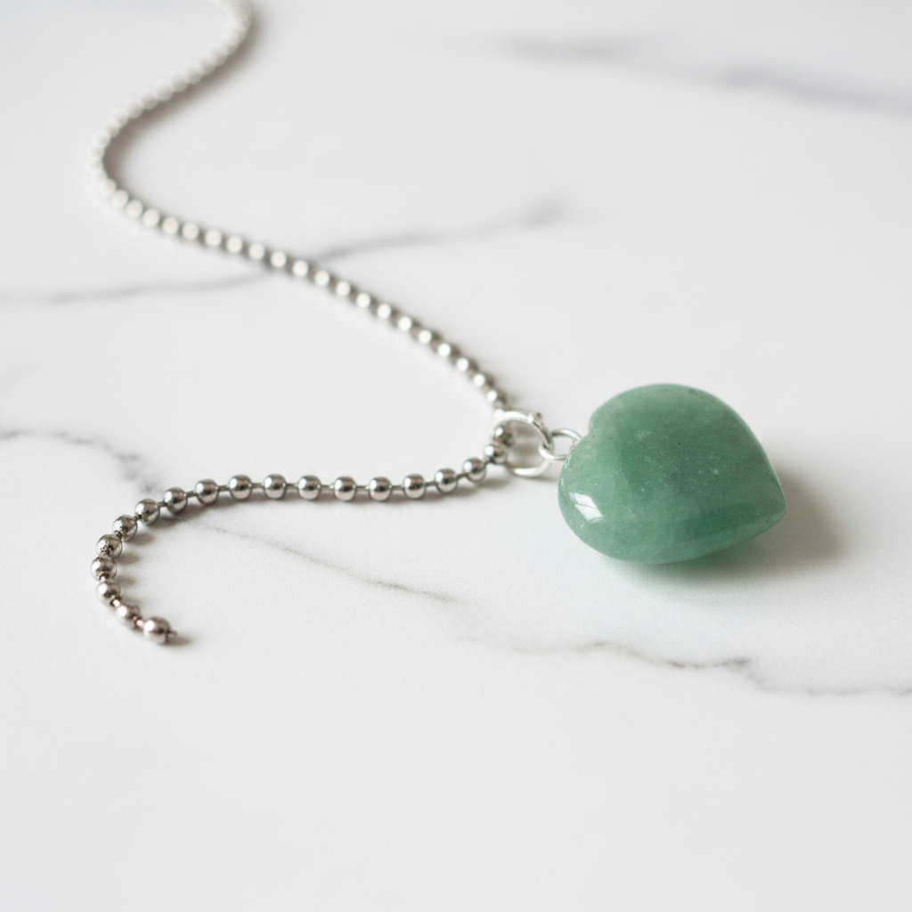 Green Aventurine Heart Pendant NecklaceLso