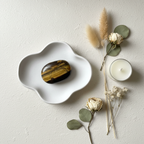 Tiger's Eye Palm Stone ( Confidence and leadership)
